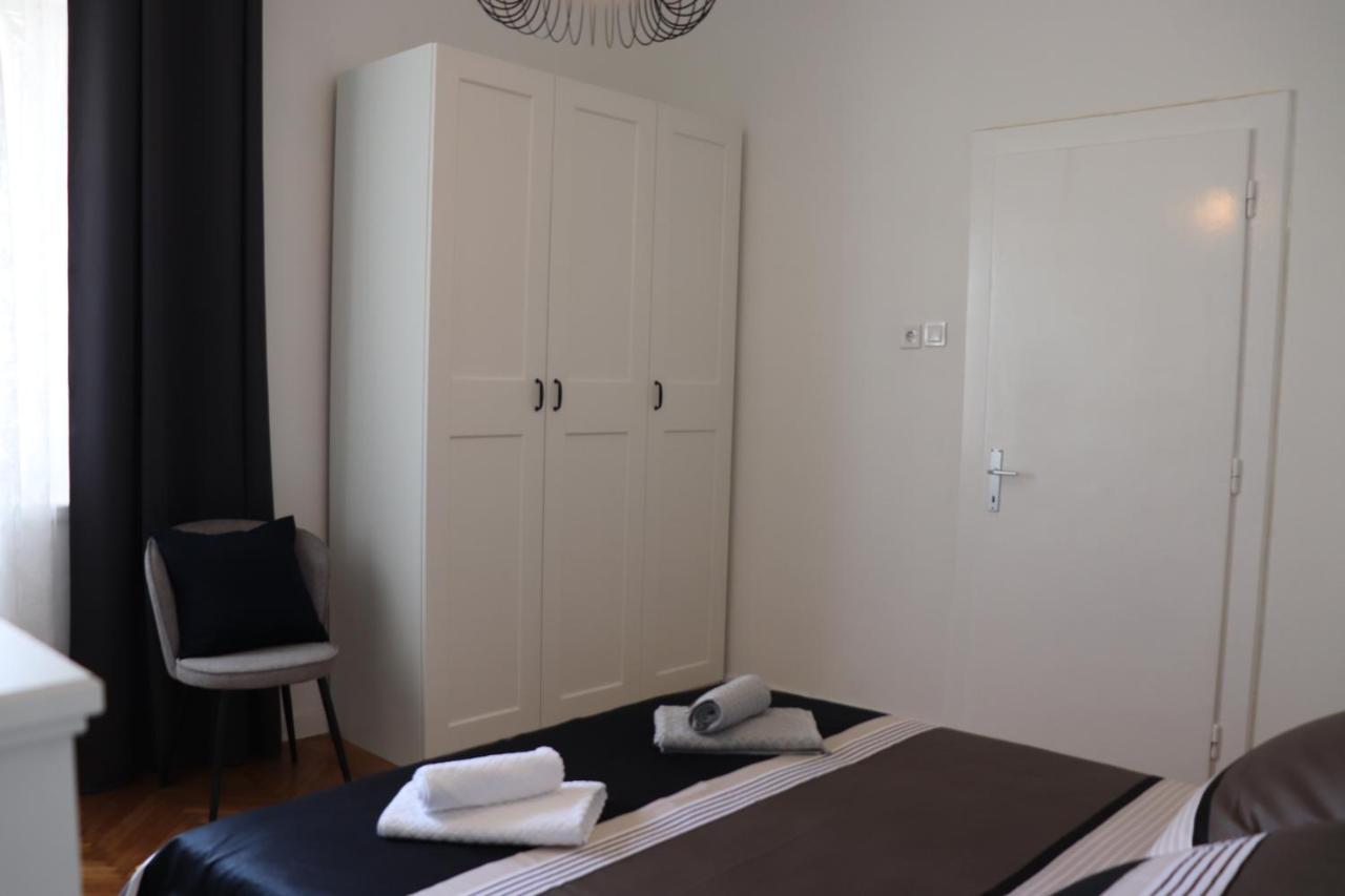 Luxury Apartment Lukas Orebić Kültér fotó